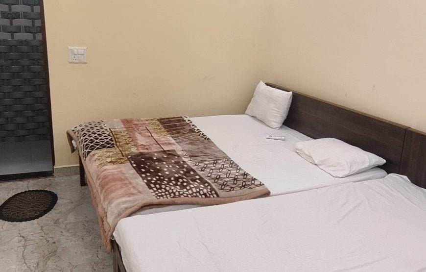 Shri krishna valley 3 Bed Deluxe Room